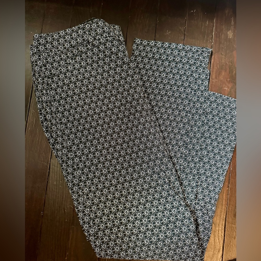 Zac & Rachel Black and White Geometric Cropped Pants